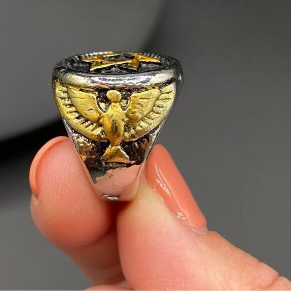 Gold Plated Stainless Steel 6 Point Star Ring with Eagle Design Size 8 - Picture 2 of 11